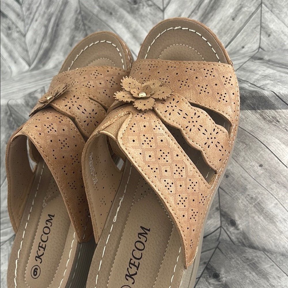 Beautiful KETCOM women’s sandals - Picture 4 of 7